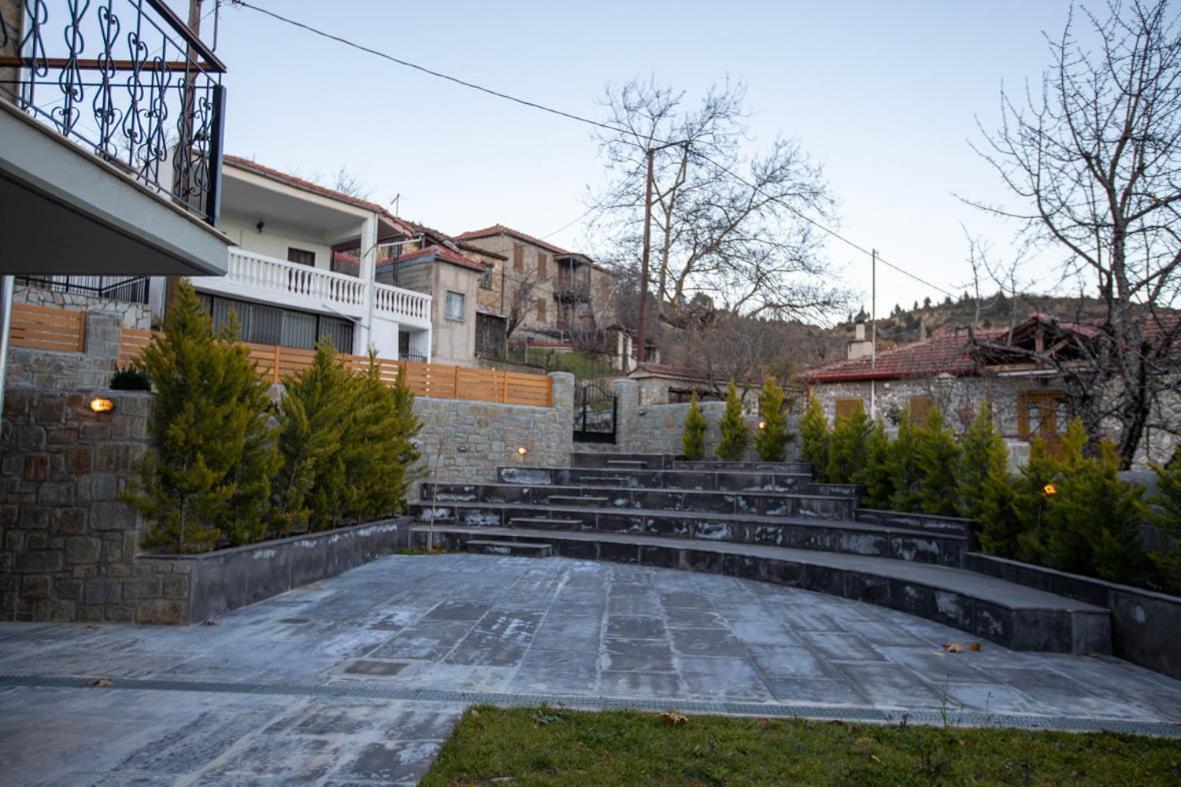 Rentinia Inn Rentína Exterior foto